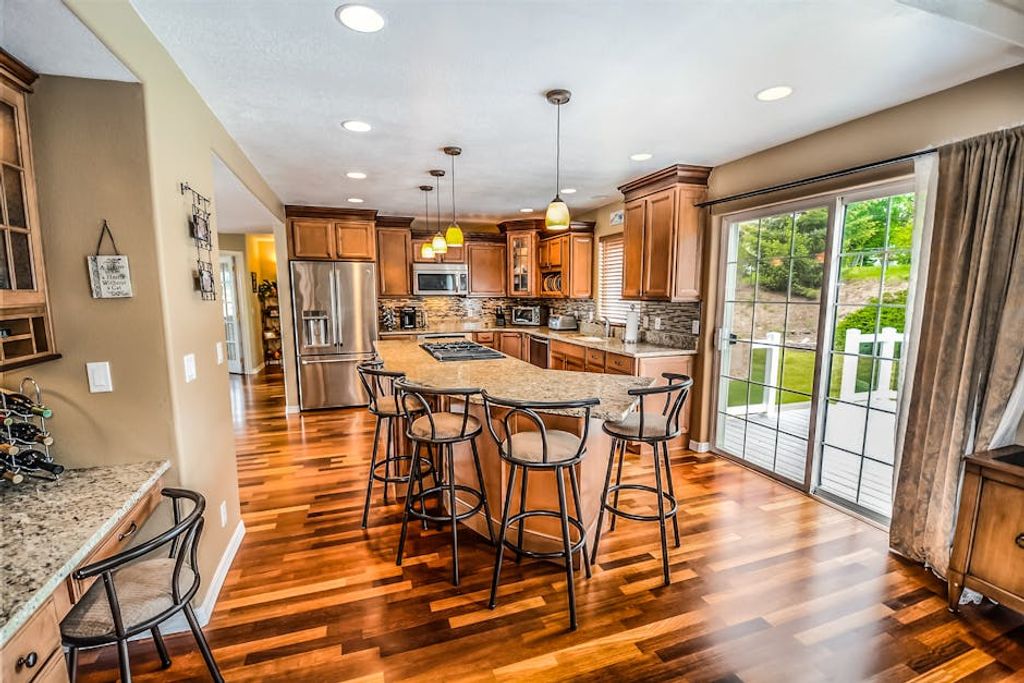 Pixabay באתר PEXELS Kitchen renovation planning